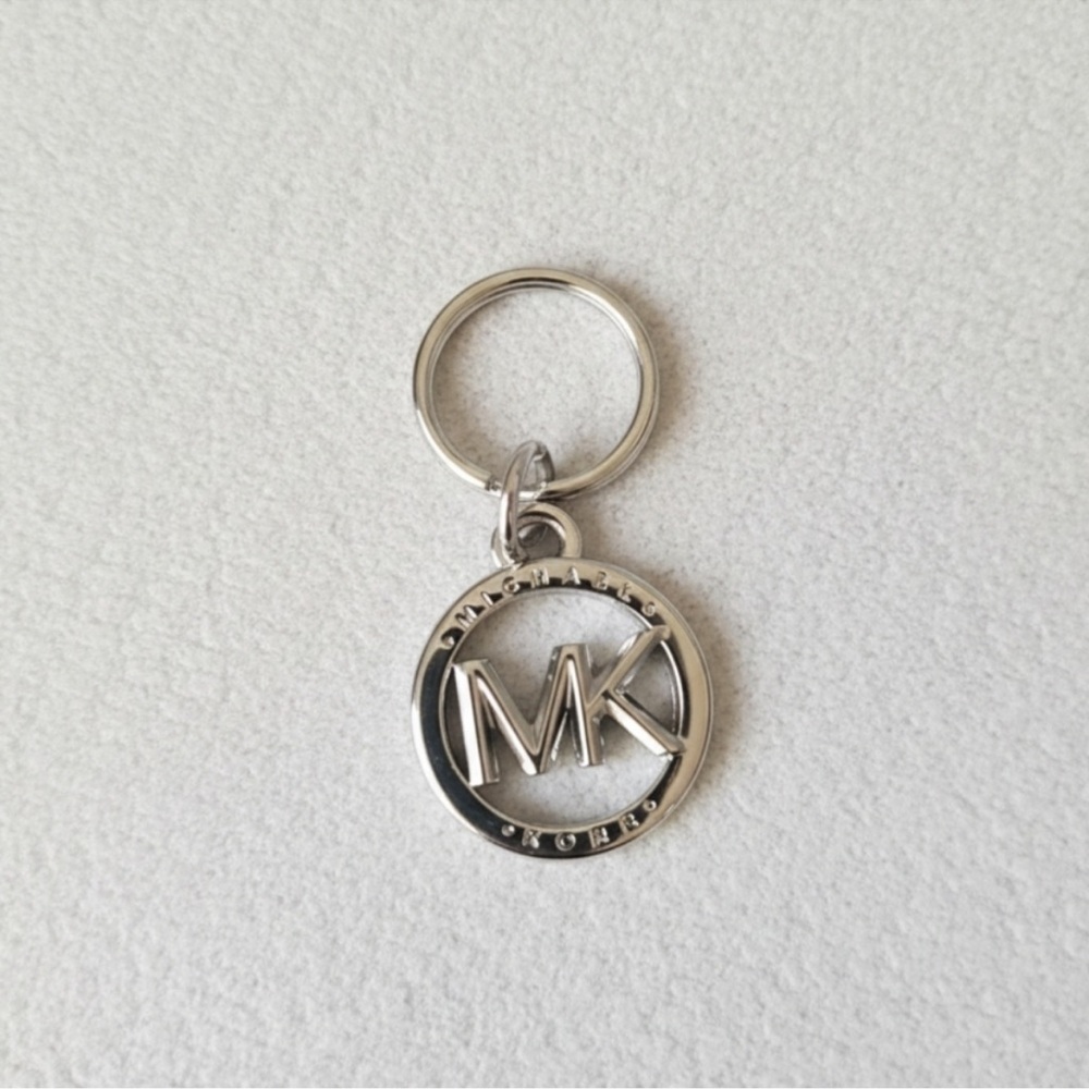 NWOT Michael Kors Metallic Key Ring Keychain